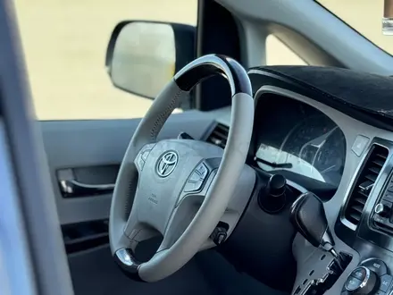 Toyota Sienna 2013 года за 9 000 000 тг. в Атырау – фото 8