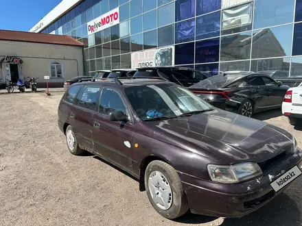 Toyota Carina E 1995 года за 1 500 000 тг. в Караганда