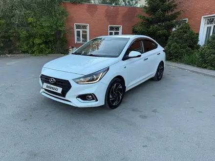 Hyundai Accent 2018 года за 6 300 000 тг. в Павлодар – фото 2