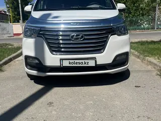 Hyundai Starex, 2019