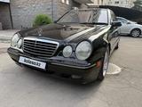 Mercedes-Benz E 320 2001 года за 4 700 000 тг. в Алматы – фото 2