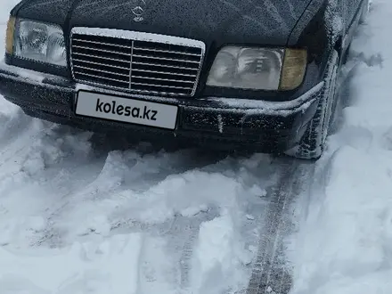 Mercedes-Benz E 220 1994 года за 2 400 000 тг. в Шымкент