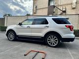 Ford Explorer 2016 года за 10 700 000 тг. в Алматы – фото 2