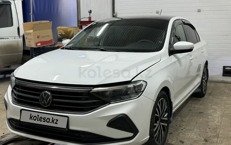 Volkswagen Polo 2021 годаfor8 200 000 тг. в Атырау