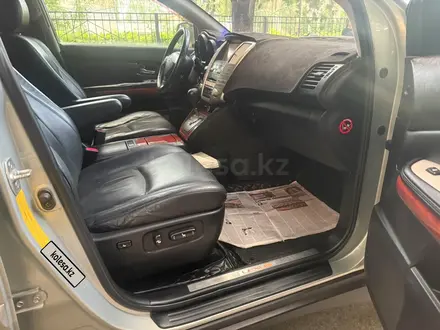 Lexus RX 330 2005 года за 7 650 000 тг. в Алматы – фото 13