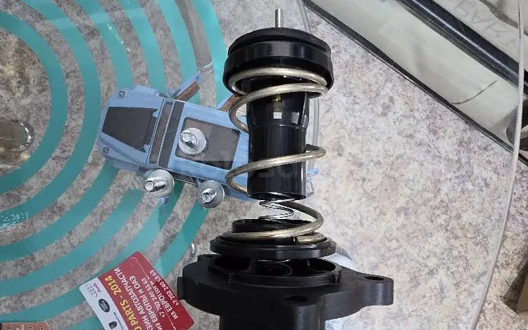 Термостат на range rover L405, range rover L494 за 85 000 тг. в Астана