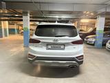 Hyundai Santa Fe 2019 года за 12 500 000 тг. в Астана – фото 2