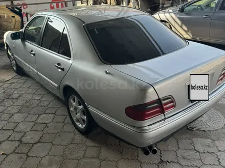 Mercedes-Benz E 280 1996 года за 1 600 000 тг. в Алматы – фото 2
