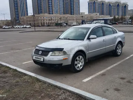 Volkswagen Passat 2002 года за 2 700 000 тг. в Астана – фото 2