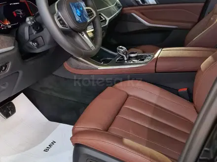 BMW X7 M50d 2021 года за 79 605 897 тг. в Караганда – фото 13