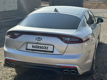 Kia Stinger 2018 года за 13 500 000 тг. в Семей – фото 3