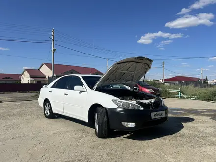 Toyota Camry 2002 года за 4 500 000 тг. в Атырау – фото 4