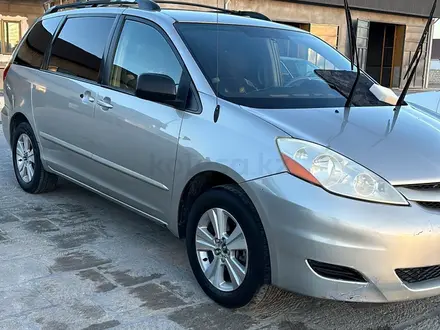 Toyota Sienna 2008 года за 7 500 000 тг. в Жанаозен – фото 2