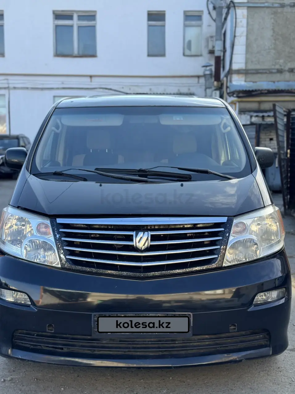 Toyota Alphard, 2003