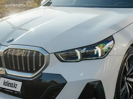 BMW 530 2025 года за 44 000 000 тг. в Алматы – фото 2