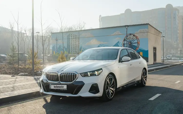 BMW 530 2025 годаүшін44 000 000 тг. в Алматы