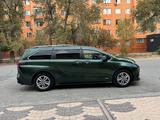 Toyota Sienna 2021 года за 21 000 000 тг. в Жезказган – фото 3