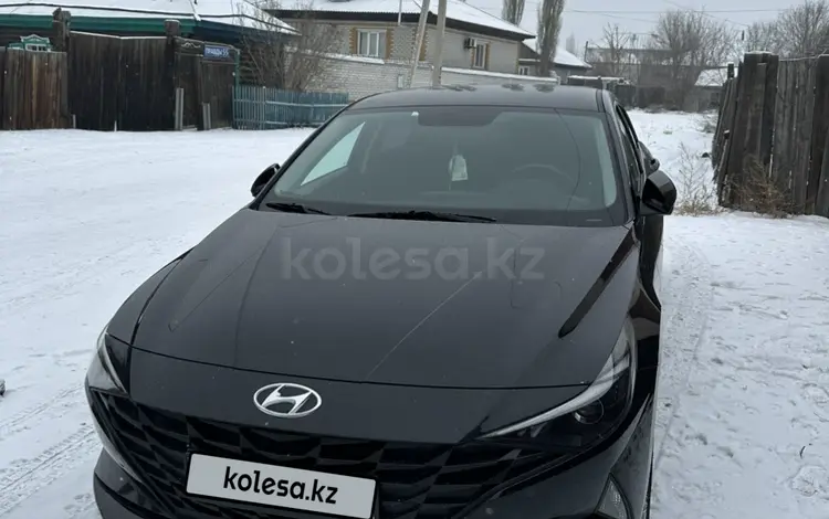 Hyundai Elantra 2021 года за 7 600 000 тг. в Семей