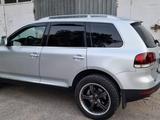 Volkswagen Touareg 2007 года за 5 700 000 тг. в Алматы – фото 3