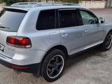 Volkswagen Touareg 2007 года за 6 000 000 тг. в Алматы – фото 5