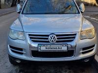 Volkswagen Touareg 2007 года за 5 700 000 тг. в Алматы
