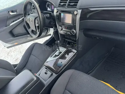 Toyota Camry 2014 года за 8 500 000 тг. в Кокшетау – фото 2