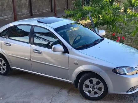 Daewoo Gentra 2014 года за 3 500 000 тг. в Шымкент – фото 2