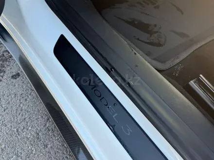 Tesla Model 3 2021 года за 15 000 000 тг. в Алматы – фото 12