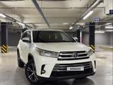 Toyota Highlander 2019 годаүшін19 200 000 тг. в Алматы