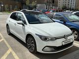 Volkswagen Golf 2024 года за 13 300 000 тг. в Астана