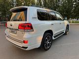 Toyota Land Cruiser 2017 года за 35 000 000 тг. в Уральск – фото 5