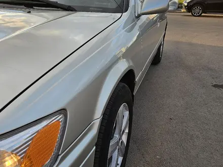 Toyota Camry 2000 года за 4 600 000 тг. в Петропавловск – фото 2