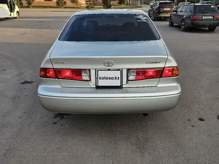 Toyota Camry 2000 года за 4 600 000 тг. в Петропавловск – фото 7