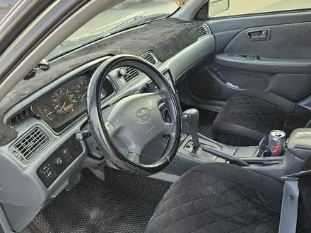 Toyota Camry 2000 года за 4 600 000 тг. в Петропавловск – фото 8