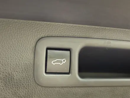 Toyota Highlander 2021 года за 21 000 000 тг. в Алматы – фото 17