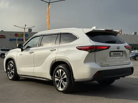 Toyota Highlander 2021 года за 21 000 000 тг. в Алматы – фото 4