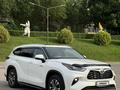 Toyota Highlander 2021 года за 21 000 000 тг. в Алматы – фото 2