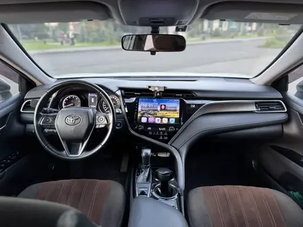Toyota Camry 2018 года за 10 800 000 тг. в Павлодар – фото 6