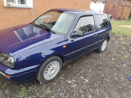 Volkswagen Golf 1995 года за 1 500 000 тг. в Караганда