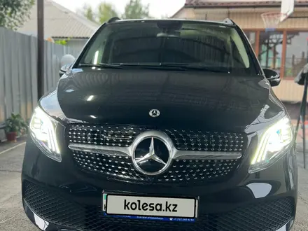Mercedes-Benz V 250 2022 года за 45 000 000 тг. в Алматы – фото 6