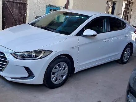 Hyundai Elantra 2018 года за 7 300 000 тг. в Жалагаш – фото 4