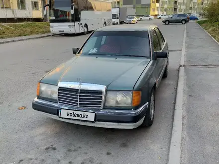 Mercedes-Benz E 200 1991 года за 1 000 000 тг. в Алматы