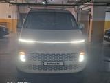 Hyundai Staria 2022 года за 19 000 000 тг. в Астана