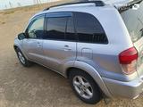 Toyota RAV4 2001 годаүшін4 200 000 тг. в Актобе – фото 4