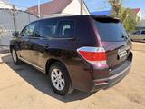 Toyota Highlander 2013 года за 7 900 000 тг. в Актобе – фото 3