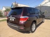 Toyota Highlander 2013 года за 7 900 000 тг. в Актобе – фото 4