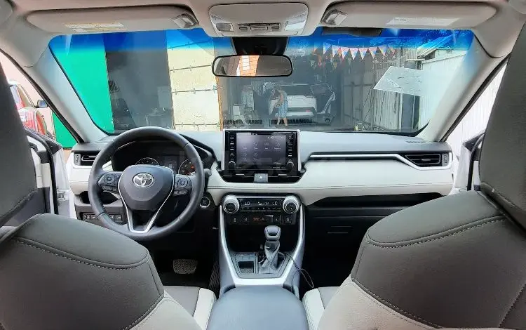 Toyota RAV4 2020 годаүшін11 400 000 тг. в Астана