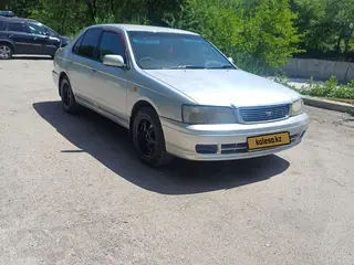 Nissan Bluebird, 1999