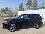 Toyota Highlander 2019 годаүшін17 500 000 тг. в Костанай – фото 4