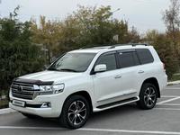 Toyota Land Cruiser 2020 года за 42 000 000 тг. в Шымкент